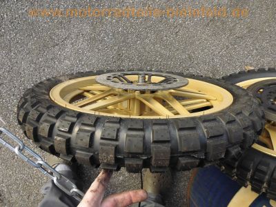 Honda_Boldor_Raeder_Reifen_wheels_CB_750_900_1100_F_R_KZ_RC01_RC04_SC01_SC05_SC08_SC09_SC11_15.jpg