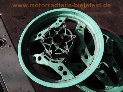Honda_Boldor_Raeder_Reifen_wheels_CB_750_900_1100_F_R_KZ_RC01_RC04_SC01_SC05_SC08_SC09_SC11_81.jpg