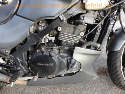 Kawasaki_GPZ500S_EX500D_grau_Sturz_-_Motor_EX500A_wie_EN500_KLE500_ER500_ER-5_Twister_31.jpg