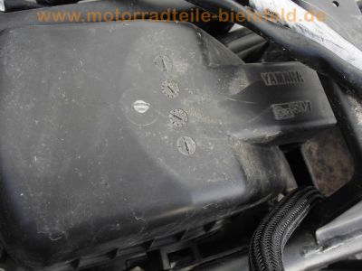 Yamaha_YZF-R_125_RE06_Crash_1a_Motor_Auspuff_mit_2x_Kat_offene_CDI_5D700_120_kmh_69.jpg