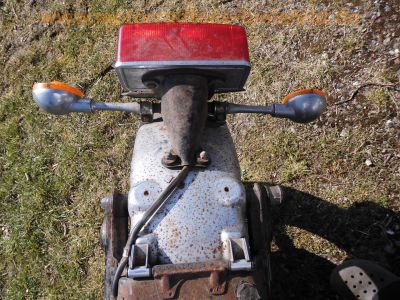 Yamaha_XS750_1T5_Rolling_Chassis_rot_Ballon-Tank_Original-Papiere_3-Zylinder_Dreizylinder_Triple_wie_XS750SE_3L3_XS850_4E2_-_no_XS500_XS650_XS1100_60.jpg
