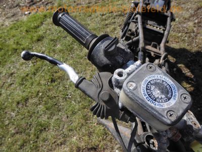 Yamaha_XS750_1T5_Rolling_Chassis_rot_Ballon-Tank_Original-Papiere_3-Zylinder_Dreizylinder_Triple_wie_XS750SE_3L3_XS850_4E2_-_no_XS500_XS650_XS1100_66.jpg