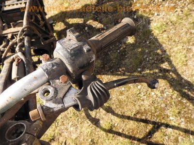 Yamaha_XS750_1T5_Rolling_Chassis_rot_Ballon-Tank_Original-Papiere_3-Zylinder_Dreizylinder_Triple_wie_XS750SE_3L3_XS850_4E2_-_no_XS500_XS650_XS1100_67.jpg