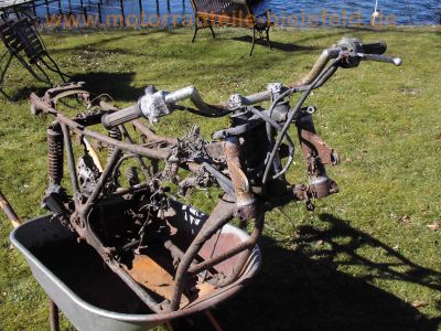 Yamaha_XS750_1T5_Ersatzteile_Rahmen_und_Original-Papiere_3-Zylinder_Dreizylinder_Triple_wie_XS750SE_3L3_XS850_4E2_-_no_XS500_XS650_XS1100_17.jpg
