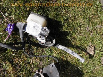 Yamaha_XS750_1T5_Ersatzteile_Rahmen_und_Original-Papiere_3-Zylinder_Dreizylinder_Triple_wie_XS750SE_3L3_XS850_4E2_-_no_XS500_XS650_XS1100_28.jpg