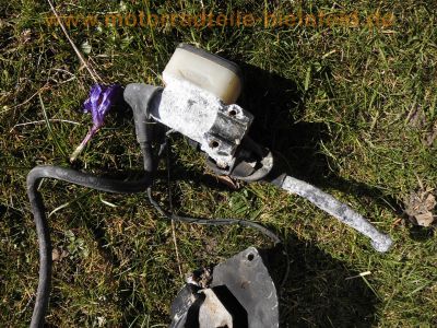 Yamaha_XS750_1T5_Ersatzteile_Rahmen_und_Original-Papiere_3-Zylinder_Dreizylinder_Triple_wie_XS750SE_3L3_XS850_4E2_-_no_XS500_XS650_XS1100_31.jpg
