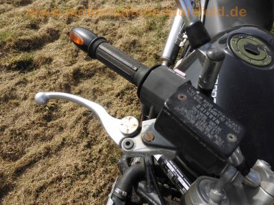 Suzuki_GSF400_BANDIT_GK75B_schwarz_Ochsenaugen_gedrosselt_25kW_34PS_-_wie_GSF600_Bandit_GN77B_25.jpg
