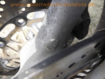 Suzuki_GSF400_BANDIT_GK75B_schwarz_Ochsenaugen_gedrosselt_25kW_34PS_-_wie_GSF600_Bandit_GN77B_58.jpg