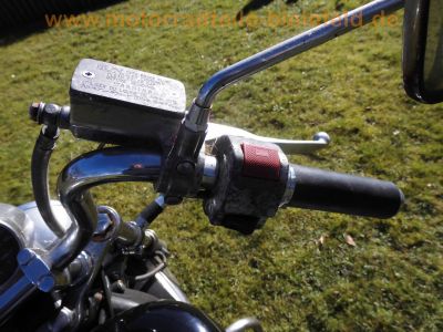 Suzuki_VS750_Intruder_VR51A_V2_Chopper_schwarz_original_Auspuff_SANKEI_2236_Sturzbuegel_Sissybar_43kW_58PS_-_wie_VS600_VS700_VS800_VS1400_66.jpg