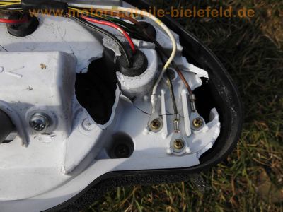 Kawasaki_ZZR600E_ZX600E_1995_98PS_Crash_Ersatzteile_spare-parts_GIVI-Koffertraeger_Motor_engine_Rahmen_Gabel_36.jpg