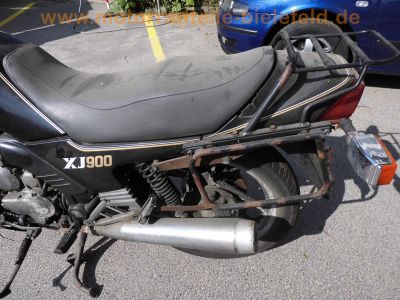 Yamaha_XJ900F_58L_schwarz_EZ88_KONI_Federbeine_Koffertraeger_Gepaecktraeger_-_wie_31A_4BB_XJ650_4K0_XJ750_Seca_11M_XJ750F_41Y_67.jpg
