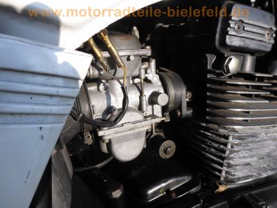 Suzuki_GSX400E_GK53C_weiss-blau_JAMA-Auspuff_Koffertraeger_Gepaecktraeger_-_wie_GSX250E_GS25x_GS40x_GK51C_GJ53B_34.jpg