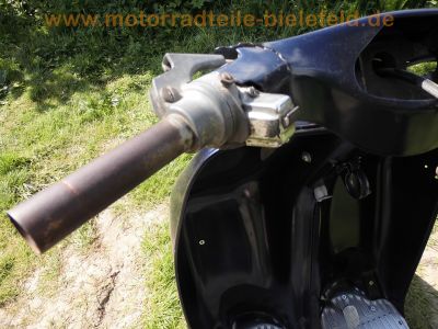 Heinkel_Tourist_103_A1_Oldtimer-Roller_Bj_1958_174ccm_blau_Fehlteile_-_wie_101_102_103_A0_A1_A2_18.jpg