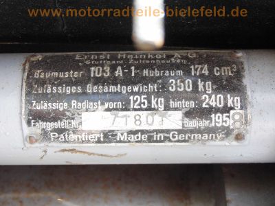 Heinkel_Tourist_103_A1_Oldtimer-Roller_Bj_1958_174ccm_blau_Fehlteile_-_wie_101_102_103_A0_A1_A2_25.jpg
