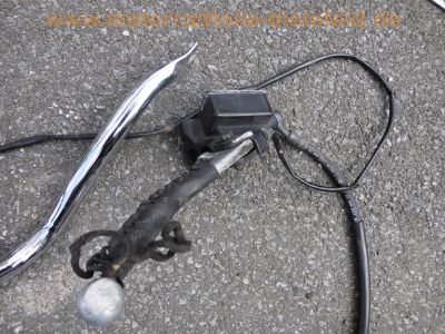 Yamaha_XV125_Virago_5AJ_rot_Chopper_in_Teilen_-_spare-parts_Ersatzteile_wie_XV250_3LS_3LW_XV535_3BR_2YL_28.jpg