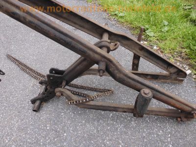 DKW_Luxus_ZE_200_Blutblase_Ersatzteile_spare-parts_Rahmen_Gabel_Auspuff_frame_fork_exhaust_15.jpg