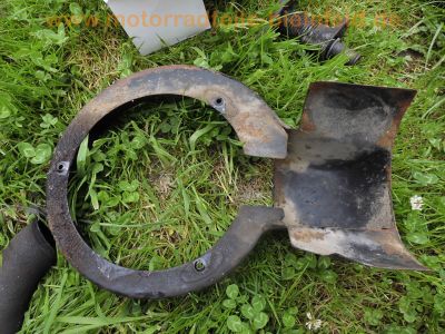 DKW_Luxus_ZE_200_Blutblase_Ersatzteile_spare-parts_Rahmen_Gabel_Auspuff_frame_fork_exhaust_20.jpg