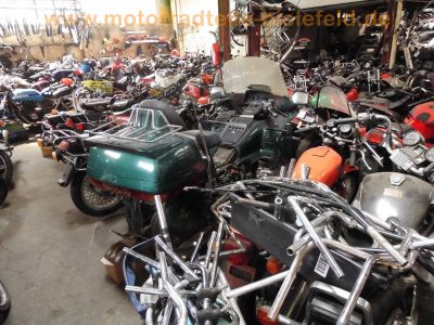 Honda_GL1500SE_Goldwing_SC22_Farbe_G156P_Maxi-Topcase_-_Ersatzteile_spare-parts_1a_Motor_engine_moteur_Technik_wie_F6C_F6_Valkyrie_SC34B_2.jpg