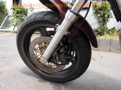 Suzuki_GSX750_AE_Inazuma_JS1AE_Crash_BOS-Auspuff_YSS-Federbeine_LED-Beleuchtung_Stahlflex_Rizoma-Griffe_Motor_R730_-_Technik_wie_GSX_GSF_600_750_1200_F_AK_A3_Bandit_72.jpg