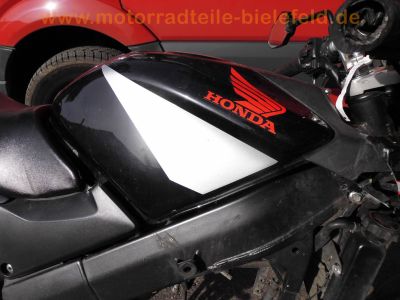 Honda_CBR_125_R_JC34_Vergaser_Motorschaden_Verkleidung_Kanzel_OK_Ersatzteile_spare-parts_wie_JC39_62.jpg