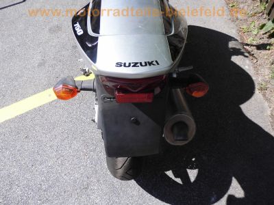 Suzuki_GSXR_750_K0_WVBD_1Hd_2x_Motor_2x_Renn-Verkeidung_2x_Radsatz_Tuning_SR-Racing_Titan-Auspuff_0083SR_Renn-Bereifung_Regen-Reifen_-_wie_GSX-R_GSXR_600_1000_K1_K2_K3_K4_K5_188.jpg