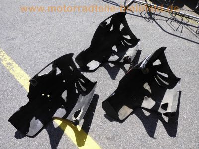 Suzuki_GSXR_750_K0_WVBD_1Hd_2x_Motor_2x_Renn-Verkeidung_2x_Radsatz_Tuning_SR-Racing_Titan-Auspuff_0083SR_Renn-Bereifung_Regen-Reifen_-_wie_GSX-R_GSXR_600_1000_K1_K2_K3_K4_K5_54.jpg