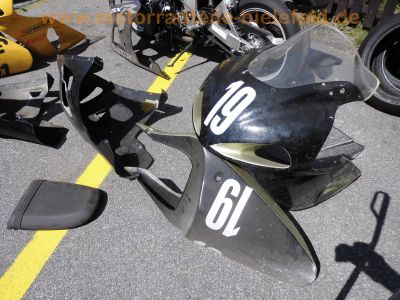 Suzuki_GSXR_750_K0_WVBD_1Hd_2x_Motor_2x_Renn-Verkeidung_2x_Radsatz_Tuning_SR-Racing_Titan-Auspuff_0083SR_Renn-Bereifung_Regen-Reifen_-_wie_GSX-R_GSXR_600_1000_K1_K2_K3_K4_K5_7.jpg