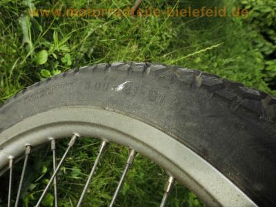Kawasaki_KLR_250_D_KL250D_weiss-blau_Einzylinder-Enduro_ohne_Motor_-_wie_KL600_KL650_KLR600_KLR650_A_B_C_Tengai_19.jpg