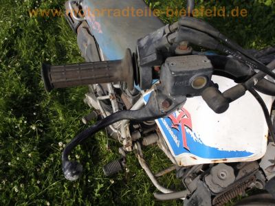Kawasaki_KLR_250_D_KL250D_weiss-blau_Einzylinder-Enduro_ohne_Motor_-_wie_KL600_KL650_KLR600_KLR650_A_B_C_Tengai_22.jpg