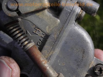 Kawasaki_KLR_250_D_KL250D_weiss-blau_Einzylinder-Enduro_ohne_Motor_-_wie_KL600_KL650_KLR600_KLR650_A_B_C_Tengai_35.jpg
