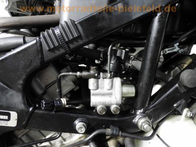 Honda_XL1000V_Varadero_SD01_silber_Touren-Enduro_Crash_Motor_Technik_top_-_XL_1000_V_wie_VTR_1000_F_Firestorm_SC36_32.jpg