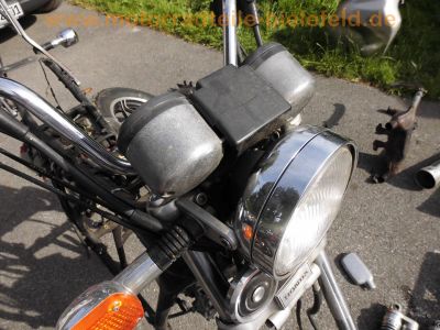 Honda_V45_Magna_VF750C_RC09_Chopper_Ersatzteile_spare-parts_hohe_Sissy-Bar_mit_Gepaecktraeger_-_baugleich_VF700C_RC21_Magna_wie_VF500C_PC13_V30_VF_700_750_S_Sabre_F_Interceptor_80.jpg