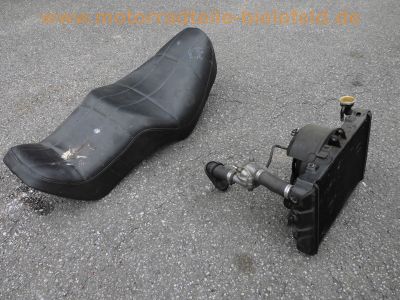 Honda_V45_Magna_VF750C_RC09_Chopper_Ersatzteile_spare-parts_hohe_Sissy-Bar_mit_Gepaecktraeger_-_baugleich_VF700C_RC21_Magna_wie_VF500C_PC13_V30_VF_700_750_S_Sabre_F_Interceptor_83.jpg