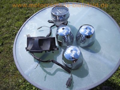 Kawasaki_ZR750_C_Zephyr_C4_Micron_e1_4-1_Sport-Auspuff_MFK39_original_Auspuff_KHI_K277_2x_Tank_-_wie_ZR_550_1100_Klassiker_Z650_Z900_Z1000_112.jpg