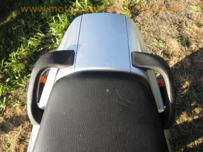 Yamaha_YZF_600_R_Thundercat_4TV_Aero_Supersport_EZ2000_1Hd_unfallfrei_-_Motor_wie_FZR600R_4JH_Nachfolger_YZF-R6_69.jpg