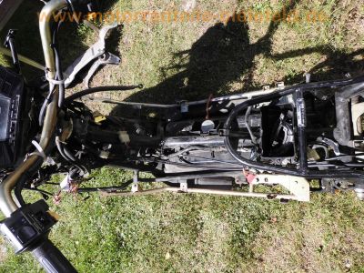 Honda_CN250_HELIX_MF02_Teiletraeger_Restteile_Ersatzteile_spares_spare-parts_Rahmen_mit_Brief_Raeder_Gabel_60.jpg