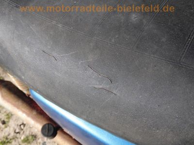 Kawasaki_KZ200A_Z200A_blau-rot_rostig_Einzylinder_Oldtimer_Gepaecktraeger_Papiere_12.jpg