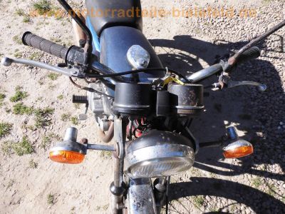 Kawasaki_KZ200A_Z200A_blau-rot_rostig_Einzylinder_Oldtimer_Gepaecktraeger_Papiere_9.jpg