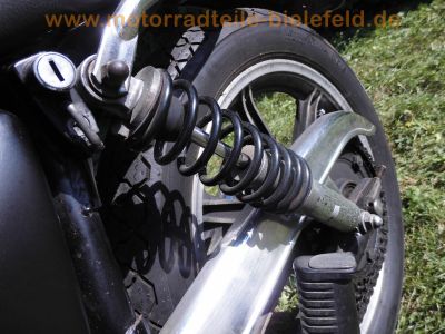Yamaha_SR500_2J4_schwarz_Micron-Lenker_mit_Ochsenaugen_KONI-Federbeine_-_Technik_wie_48T_XT500_1U6_1E6_1N5_10.jpg