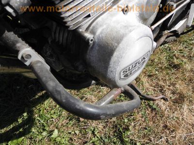 Suzuki_GSX400F_Katana_GS40XF_4-Zylinder_gruen_BSM_4-1_Auspuff_zurueckverlegte_Fussrasten-Anlage_28.jpg