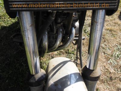Suzuki_GSX400F_Katana_GS40XF_4-Zylinder_gruen_BSM_4-1_Auspuff_zurueckverlegte_Fussrasten-Anlage_32.jpg