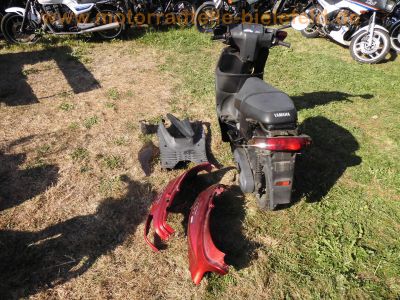 Yamaha_YE80_ZEST_80_rot_4MU_Roller_Scooter_Ersatzteile_Teile_spare-parts_spares_-_wie_4FW_MBK_EVOLIS_Zest_50_80_5.jpg
