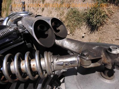 Yamaha_XV535_VIRAGO_3BR_blau_Windschild_Scheibe_Wildschaden_-_Technik_Motor_wie_2YL_3BT_4KU_4MC_64.jpg