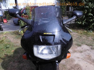 Honda_CBR600F_PC25_schwarz-gelb_Scott-Oiler_TRW-Lenker_-_wie_PC23_PC31_24.jpg