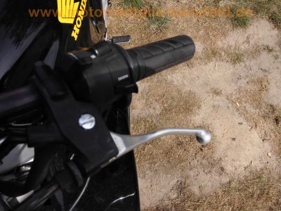 Honda_CBR600F_PC25_schwarz-gelb_Scott-Oiler_TRW-Lenker_-_wie_PC23_PC31_32.jpg