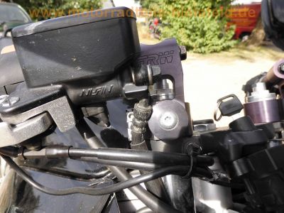 Honda_CBR600F_PC25_schwarz-gelb_Scott-Oiler_TRW-Lenker_-_wie_PC23_PC31_49.jpg