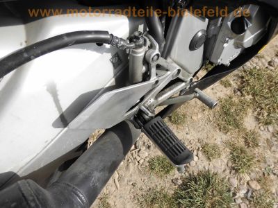 Honda_CBR600F_PC25_schwarz-gelb_Scott-Oiler_TRW-Lenker_-_wie_PC23_PC31_58.jpg