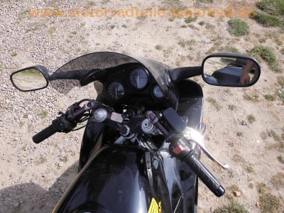 Honda_CBR600F_PC25_schwarz-gelb_Scott-Oiler_TRW-Lenker_-_wie_PC23_PC31_61.jpg