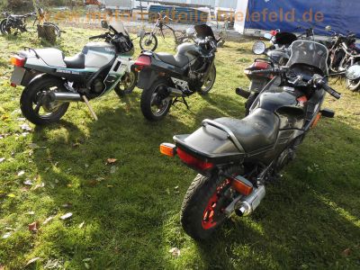 Suzuki_GSX_750_F_GR78A_schwarz_Tourenscheibe_-_Ersatzteile_wie_GSX_600F_GN72B_73.jpg