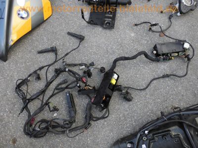 BMW_R1100S_4V-Boxer_Typ_R2S_2-Spark_34tkm_3Hd_Ersatzteile_Teile_spares-spare-parts_Motor_Verkleidung_Technik_-_wie_R_850_1100_1150_R_RT_GS_36.jpg